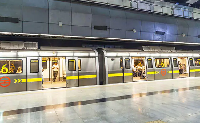 दिल्ली मेट्रो ट्रेन नौकरी