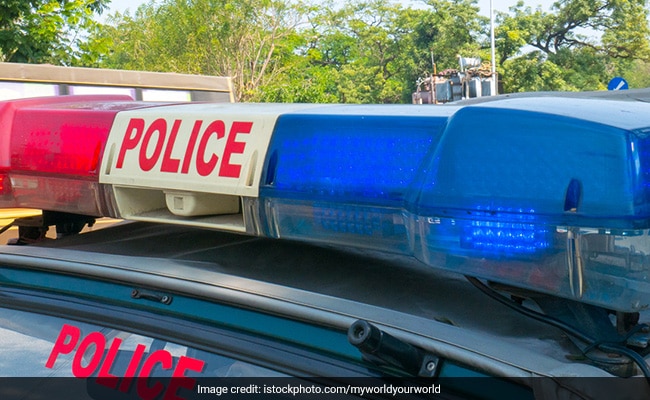 gurugram-police दिल्ली छात्रा मथुरा नोएडा