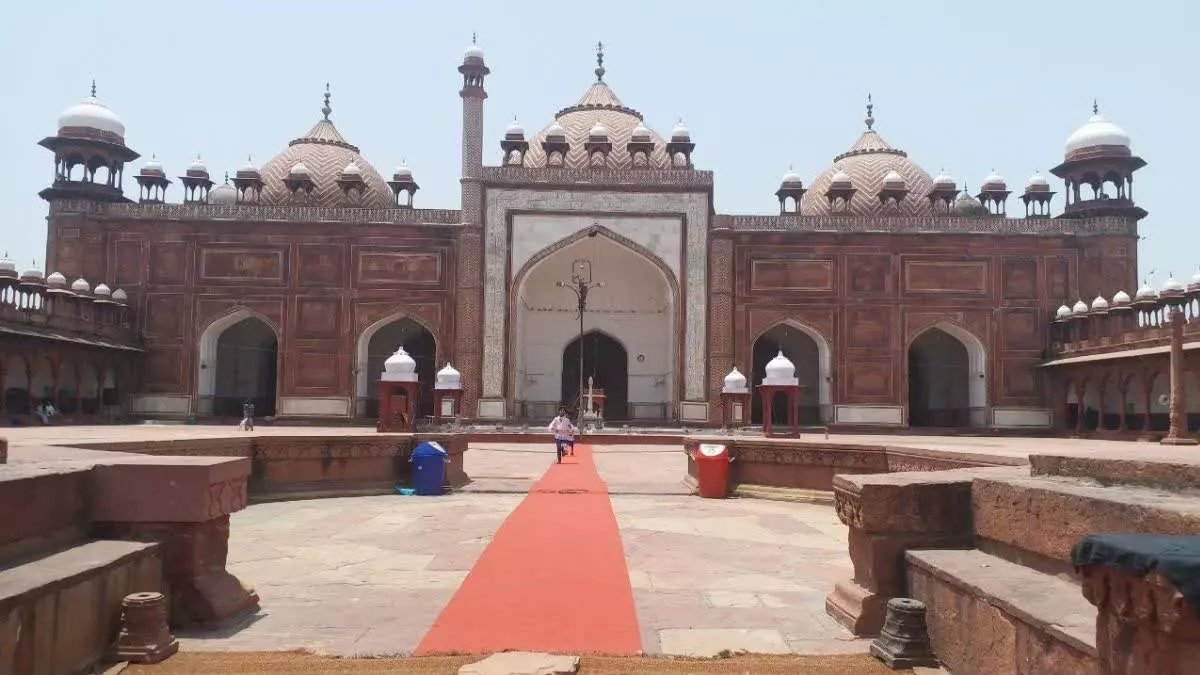 आगरा : आज जामा मस्जिद विवाद की सुनवाई,