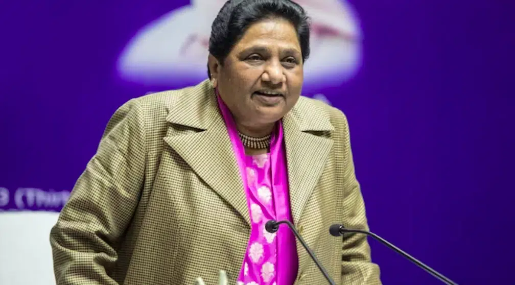 आकाश आनंद , मायावती