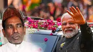 इकबाल अंसारी ने बरसाए PM मोदी पर फूल