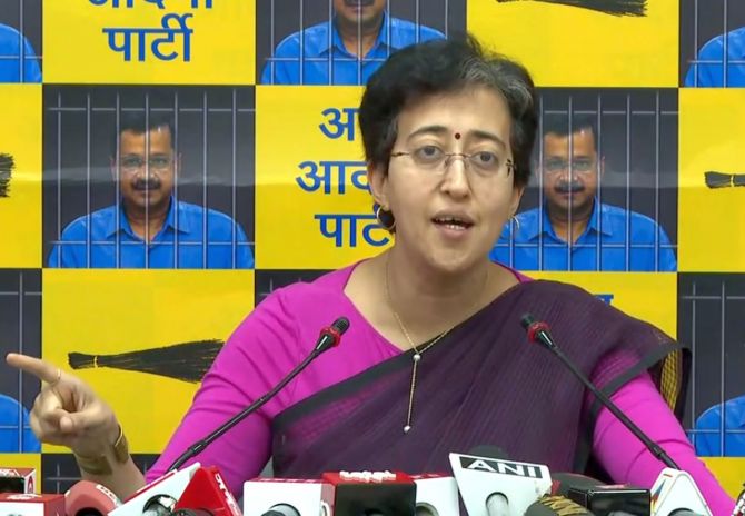 AAP नेता आतिशी