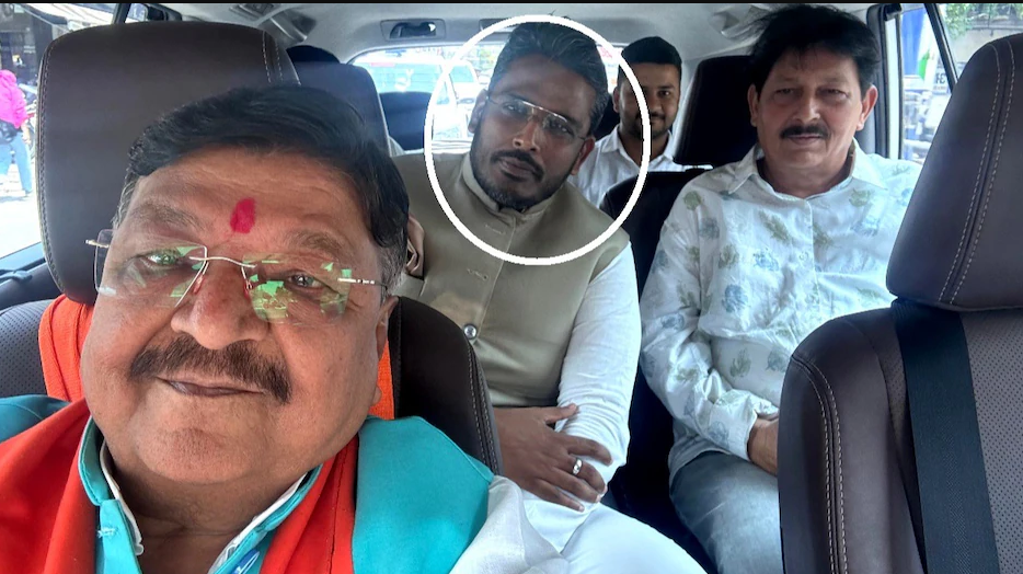 कांग्रेस नेता अक्षय कांति बम ने नामांकन वापस लिया