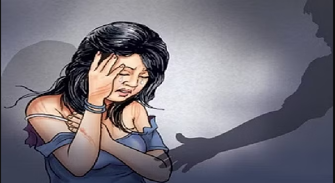 पड़ोसी ने शैंपू लाने के बहाने बुलाई घर, युवती के साथ किया दुष्कर्म