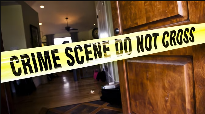 मथुरा: फंदे पर लटका मिला विवाहिता का शव