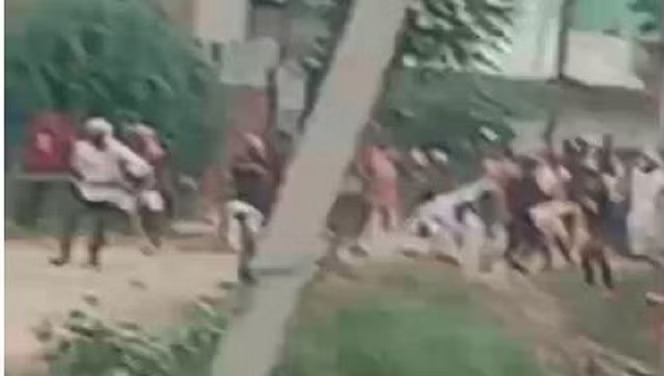 मथुरा में दो पक्षों के बीच हुआ झगड़ा