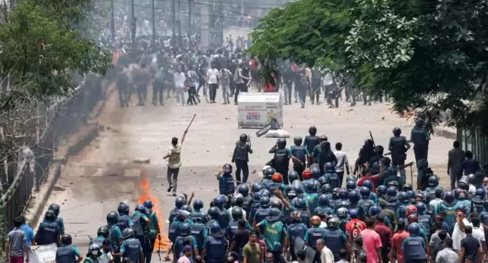 बांग्लादेश हिंसा में 72 लोगों की मौत