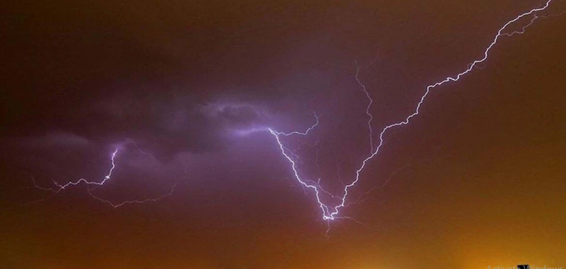 छत्तीसगढ़ में आकाशीय बिजली गिरने से छह छात्रों सहित आठ लोगों की मौत