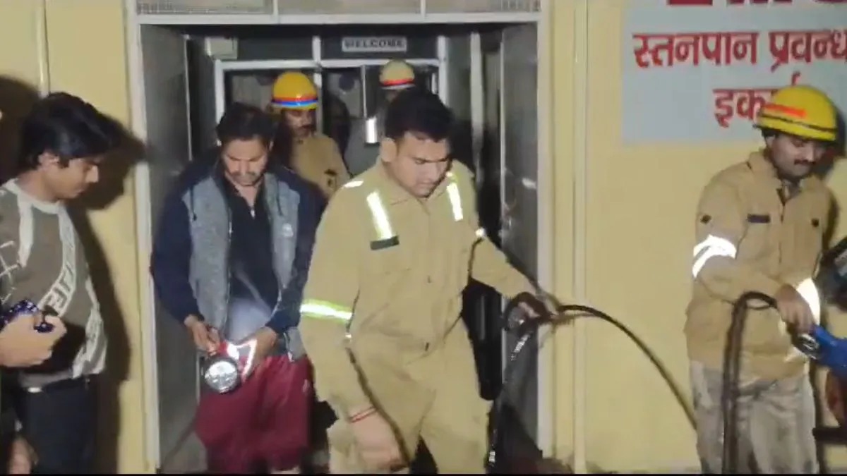 झांसी मेडिकल कॉलेज के शिशु वार्ड में लगी आग, 10 नवजातों की मौत