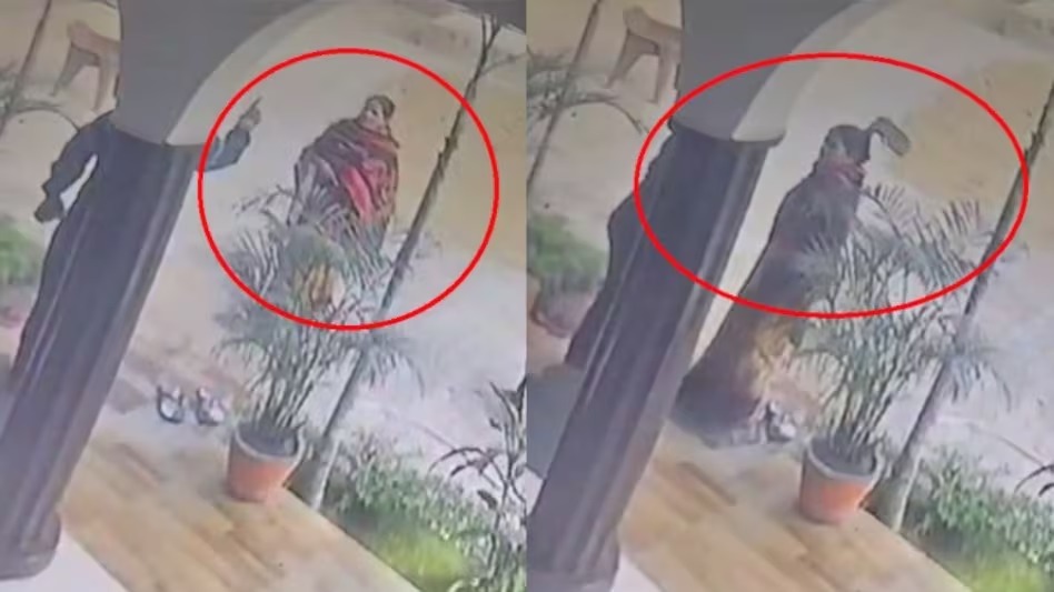 देवरिया: महिला सफाईकर्मी ने ग्राम प्रधान को चप्पल से पीटा