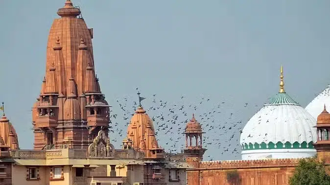 श्रीकृष्ण जन्मभूमि और शाही ईदगाह विवाद: सुप्रीम कोर्ट में सुनवाई टली, अगली सुनवाई 9 को होगी।