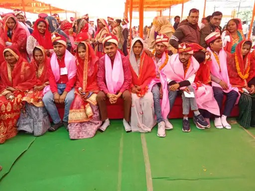 मुख्यमंत्री सामूहिक विवाह योजना में बड़ी धोखाधड़ी, दो जोड़ों ने शादी के सामान के लिए  दोबारा की शादी।