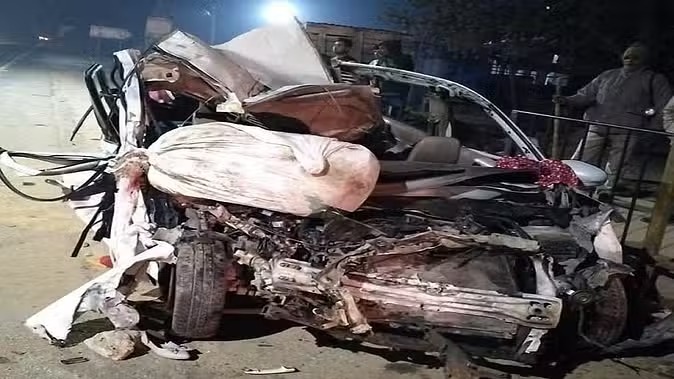मदनापुर थाना क्षेत्र में हुआ भीषण सड़क हादसा