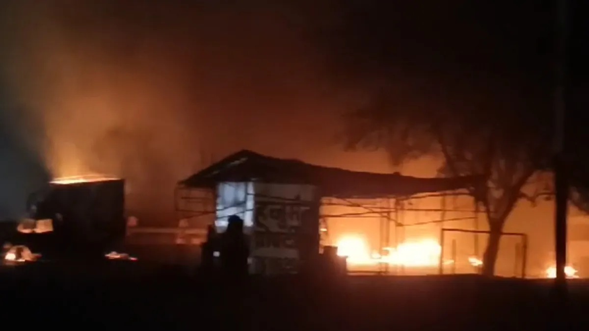 राजस्थान में सीएनजी ट्रक ब्लास्ट, 12 लोग झुलसे