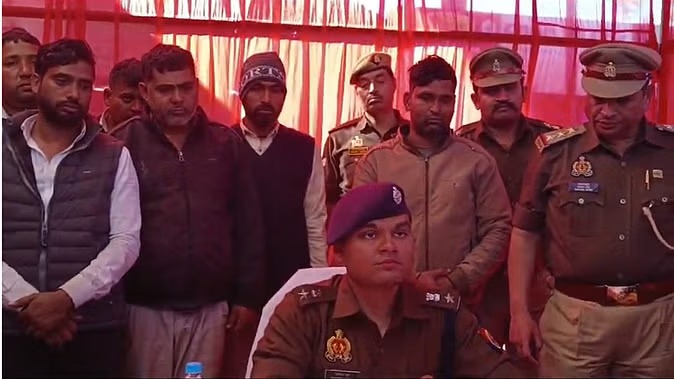 UP में एसी कोच से 20 लाख की चोरी