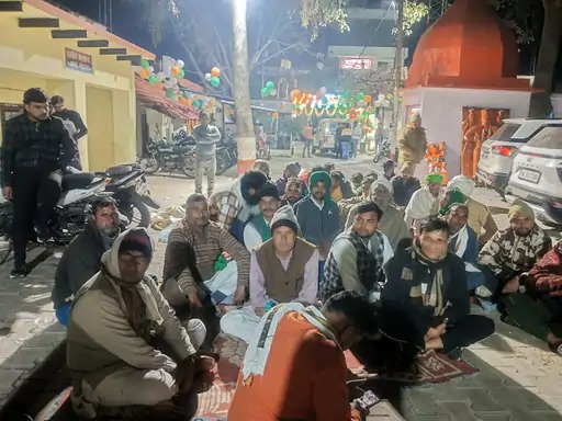 गांजा तस्करी के मामले में मथुरा में भाकियू का विरोध प्रदर्शन, पुलिस पर मिलीभगत का आरोप