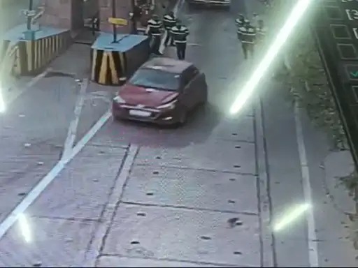 महुअन टोल प्लाजा पर फायरिंग की घटना, टोल कर्मियों में मची अफरा-तफरी