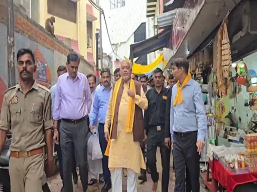 मथुरा दौरे पर पहुंचे उत्तर प्रदेश के वित्त मंत्री सुरेश खन्ना