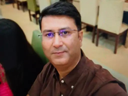 आगरा-लखनऊ एक्सप्रेसवे पर भीषण सड़क हादसा