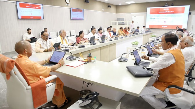 यूपी कैबिनेट बैठक: 19 प्रस्तावों में से 18 को मिली मंजूरी
