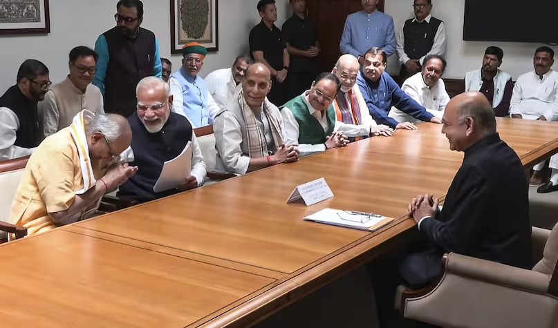 Vice President Election 2025: NDA उम्मीदवार सीपी राधाकृष्णन ने दाखिल किया नामांकन