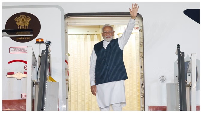 PM Modi China Visit: SCO समिट में शामिल होने चीन पहुंचे पीएम मोदी का भव्य स्वागत, चीनी कलाकारों ने दी शास्त्रीय संगीत की प्रस्तुति, जिनपिंग-पुतिन के साथ करेंगे द्विपक्षीय वार्ता