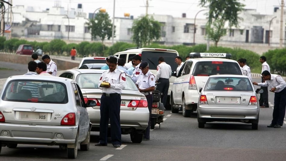 यूपी परिवहन विभाग का बड़ा फैसला: 5 साल के सभी ई-चालान होंगे माफ