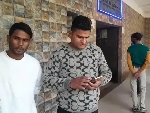 गोकुल फ्लाईओवर पर दिल दहला देने वाला हादसा: अज्ञात ट्रक ने बाइक सवार मां-बेटे को मारी टक्कर, दोनों की दर्दनाक मौत